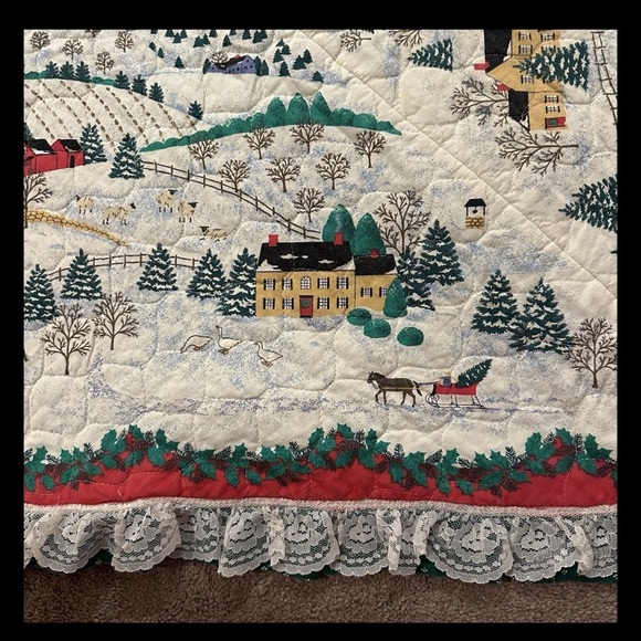 Vintage Heart of Country Christmas Quilted Reversible Tree Skirt - Picture 2 of 6